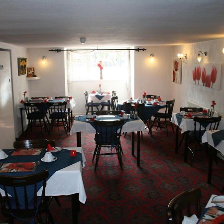 The Fairmile Bed & Breakfast Lytham St. Annes Eksteriør bilde