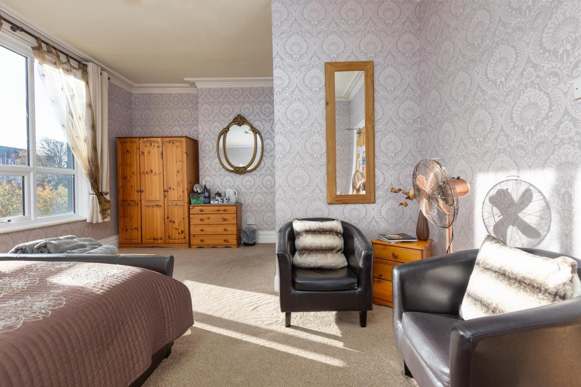 The Fairmile Bed & Breakfast Lytham St. Annes Eksteriør bilde
