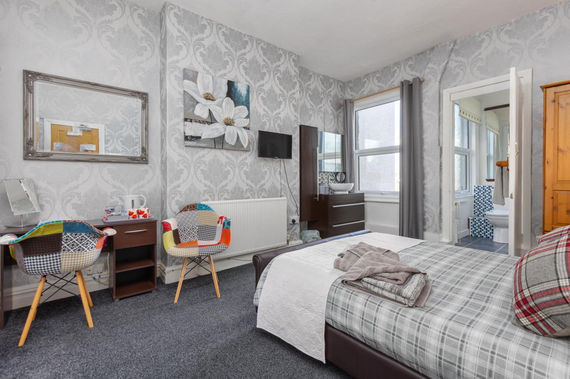 The Fairmile Bed & Breakfast Lytham St. Annes Eksteriør bilde