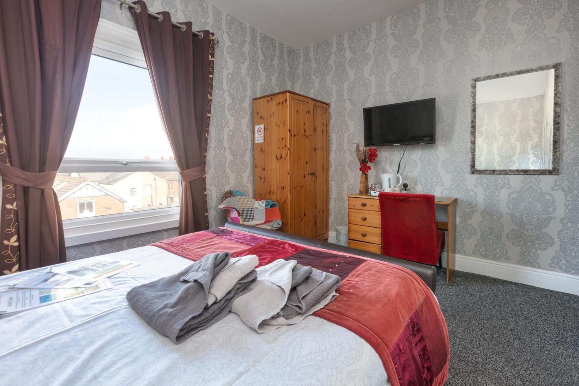 The Fairmile Bed & Breakfast Lytham St. Annes Eksteriør bilde