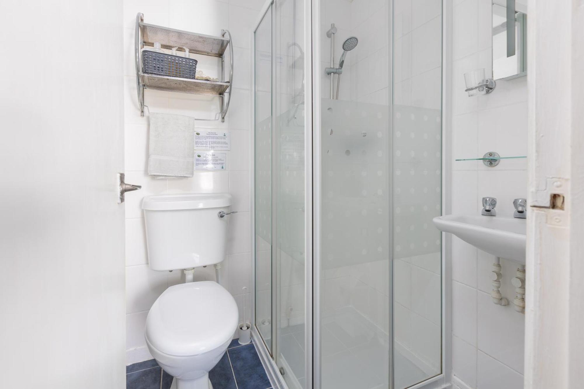 The Fairmile Bed & Breakfast Lytham St. Annes Eksteriør bilde