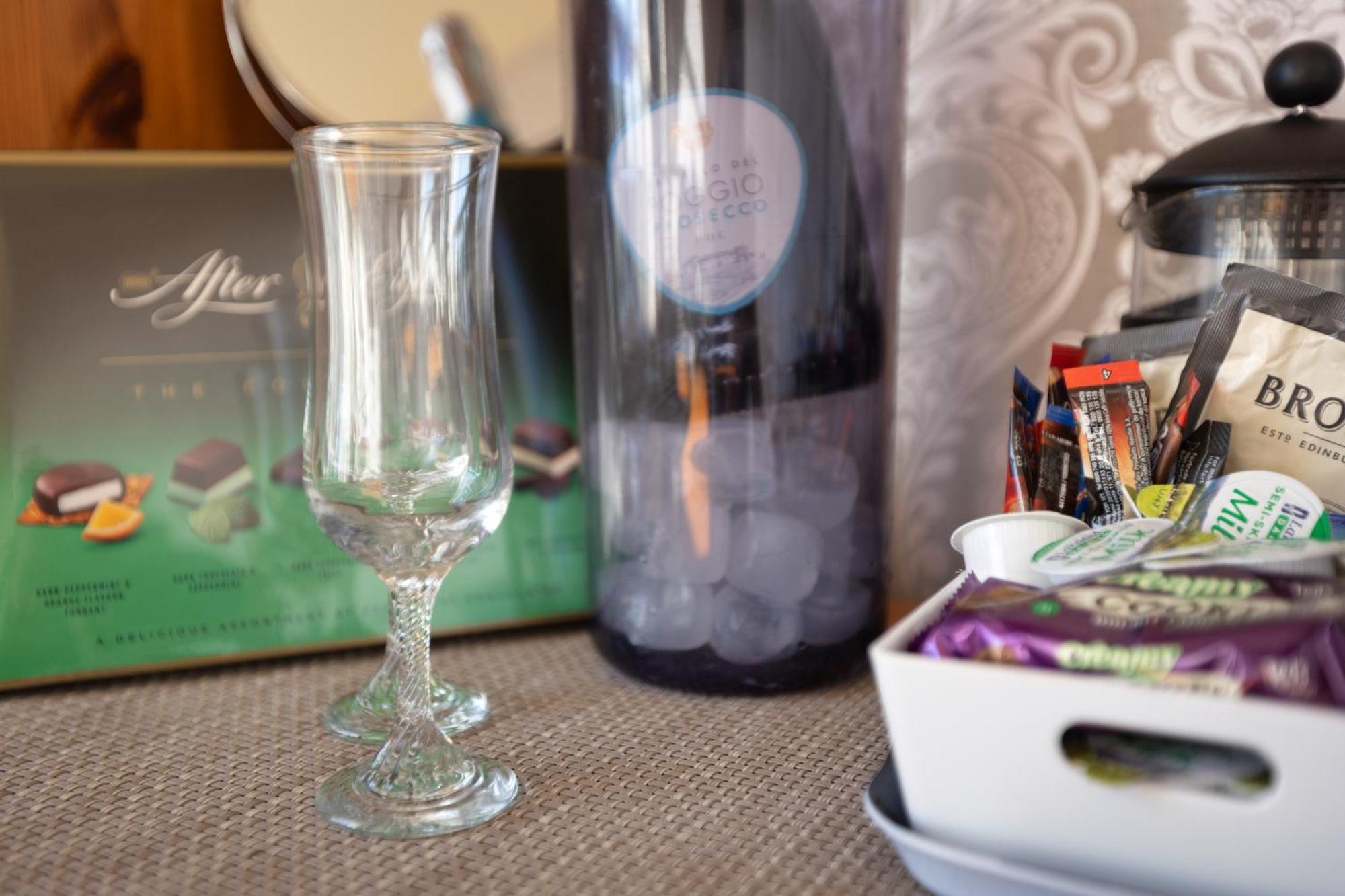 The Fairmile Bed & Breakfast Lytham St. Annes Eksteriør bilde