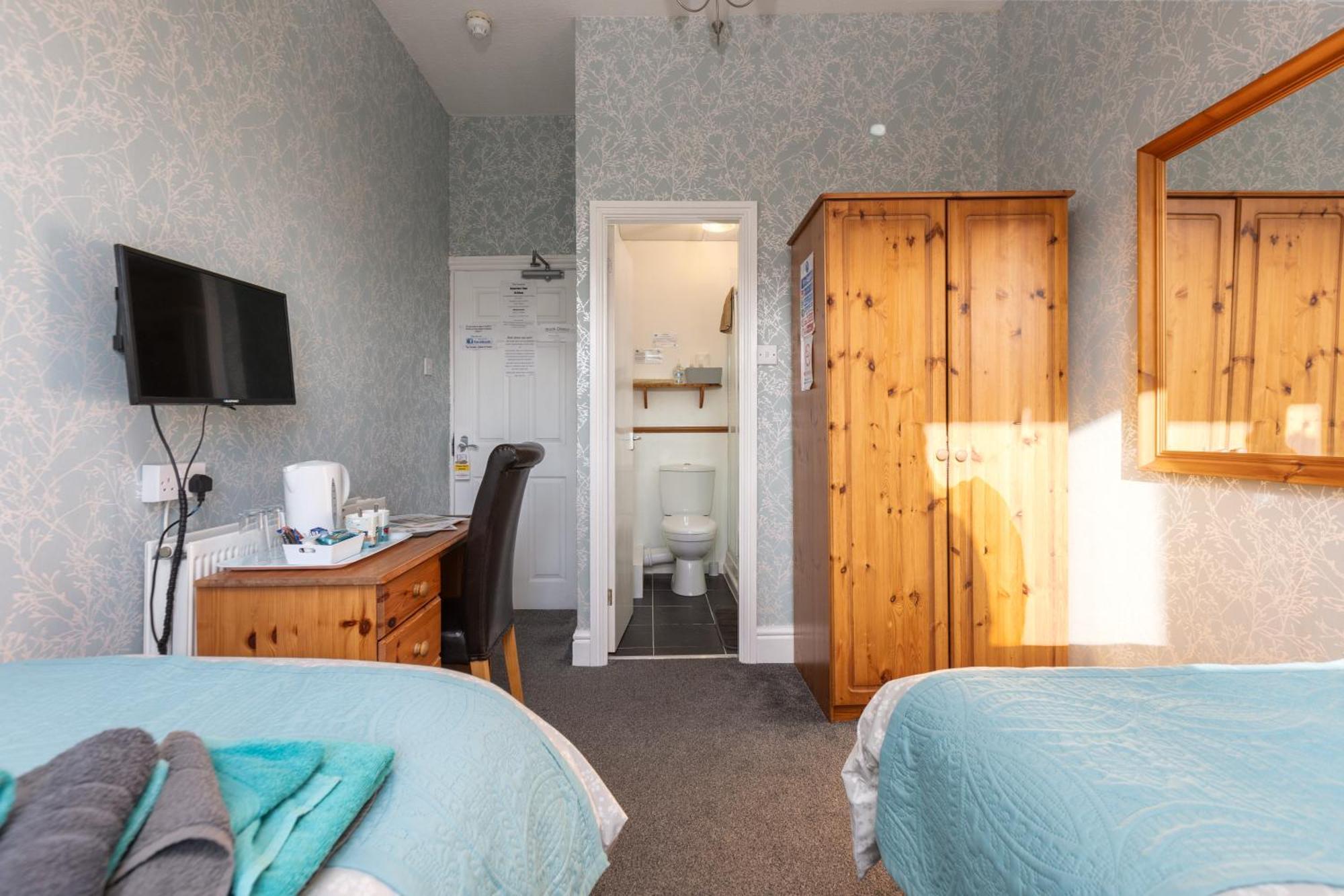 The Fairmile Bed & Breakfast Lytham St. Annes Eksteriør bilde