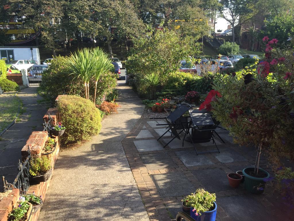 The Fairmile Bed & Breakfast Lytham St. Annes Eksteriør bilde