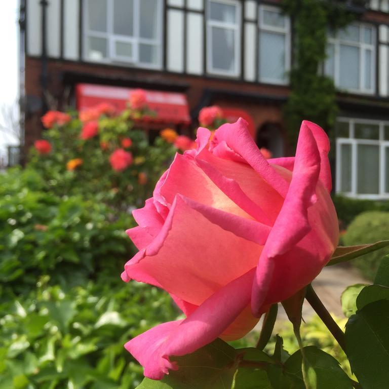 The Fairmile Bed & Breakfast Lytham St. Annes Eksteriør bilde